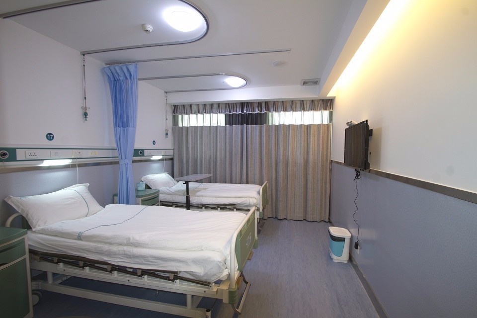 病房