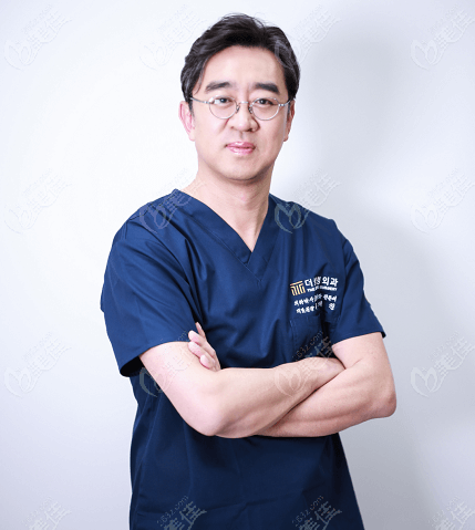 韩国THE整形外科医院玉在镇