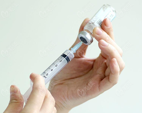 注射疤痕软化针改善疤痕增生