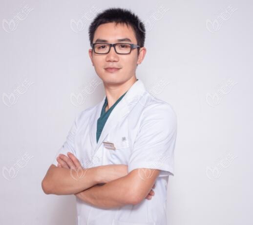 长沙梵童医疗美容陈仕文医生