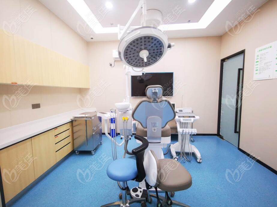 种植牙手术室 