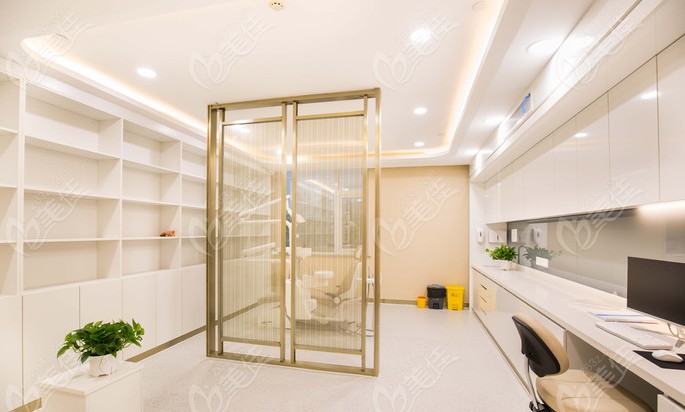 石家莊中諾口腔室內(nèi)就診環(huán)境及牙椅