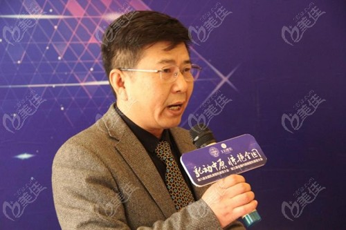 武汉五洲余成坤隆胸院长