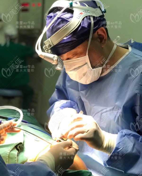 上海联合丽格唐鏖医生做鼻子照片