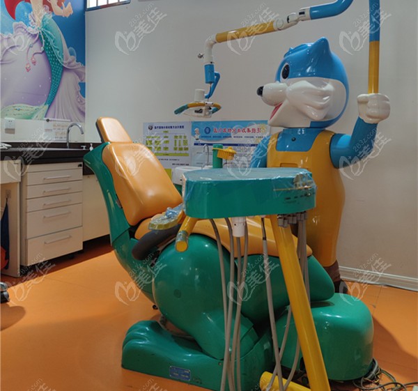 充满童趣的儿牙诊室
