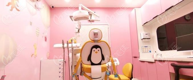 粉嫩的儿童诊室