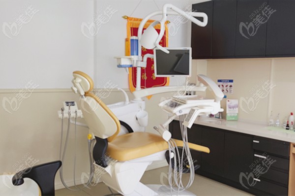 耐齿口腔诊室图片