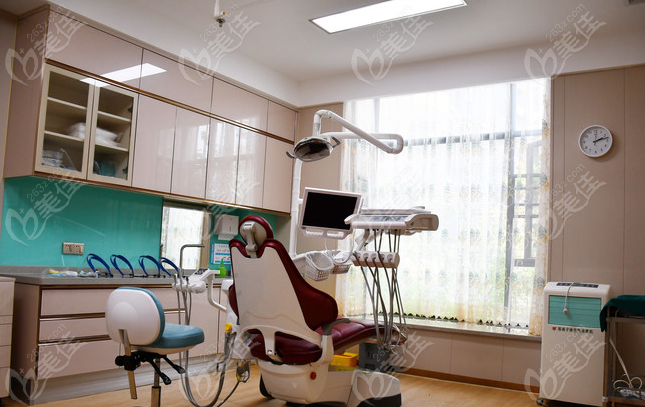 嘉诚口腔的牙科治疗室