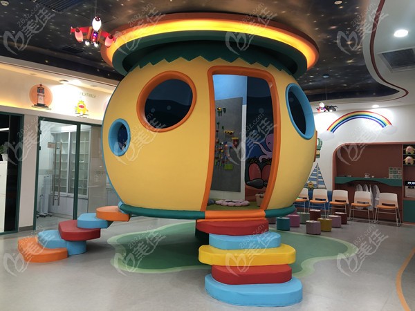 石家莊全博兒童口腔蜂巢店游樂區(qū)