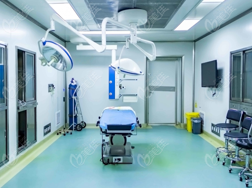 成都达芬奇整形医院手术室环境图片
