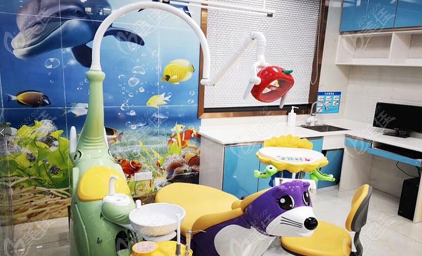 合肥爱牙乐口腔儿童科室是卡通环境