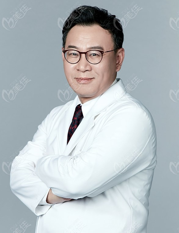 韩国女性私密整形好的医生李昌焕236z.com