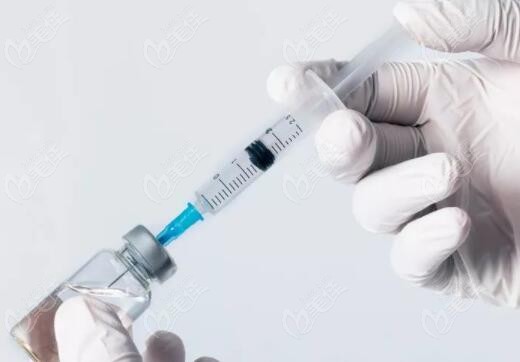 现在做脸颊填充选玻尿酸多少钱m.236z.com