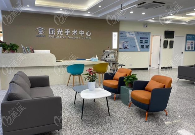 南京东南眼科医院做近视手术好的医生排名
