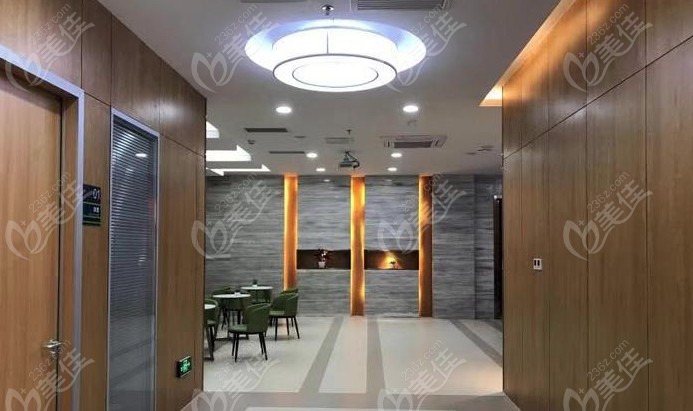 北京爱尔英智眼科医院地址及营业时间