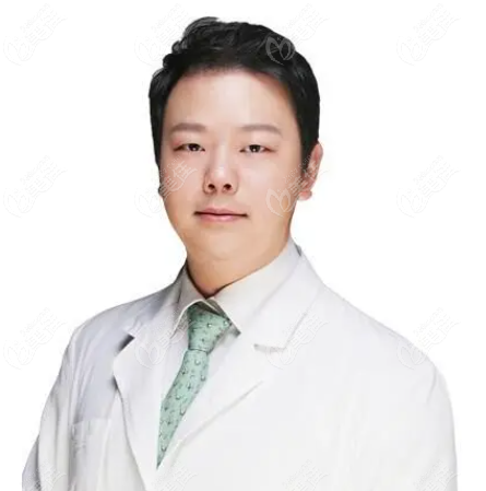 黄昶宪——韩国一路美整形医院院长