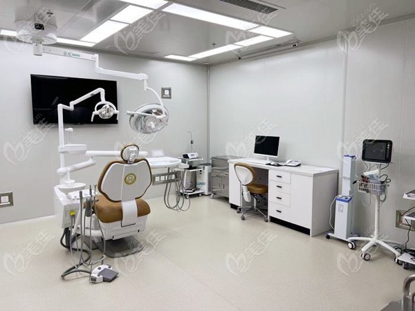 台州府城口腔医院诊室