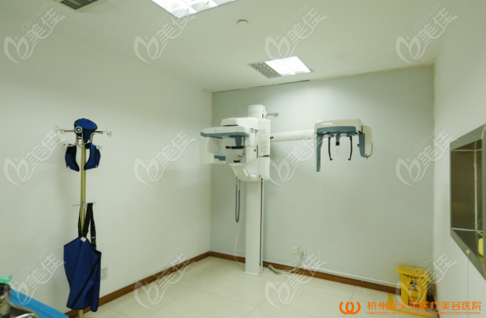 陳小平PEEK下頜角修復(fù)不損傷神經(jīng)的表現(xiàn)