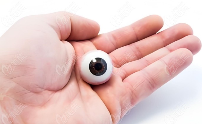 王乐今眼球震颤植入芯片新技术怎么样？