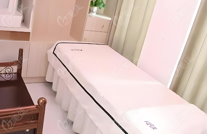：长沙皮肤美容修复哪个医院好？推荐长沙科凡美