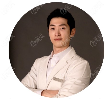 韓國(guó)Ocean Clinic皮膚科院長(zhǎng)樸相佑