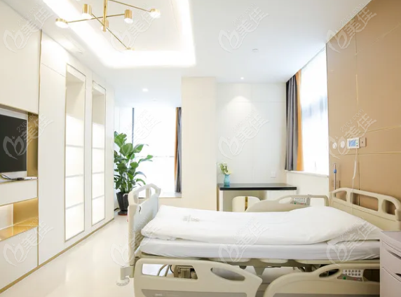 重庆星荣整形外科医院住院环境www.236z.com