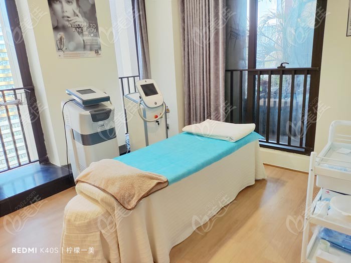 檸檬一美整形的激光治療室 檸檬一美整形的激光治療室