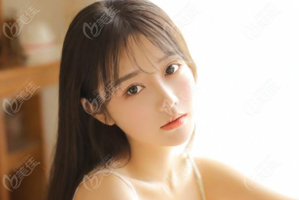 李高峰医生西安国医做鼻子体验：从“塌鼻梁”到“立体鼻”，直接开挂！  美佳网