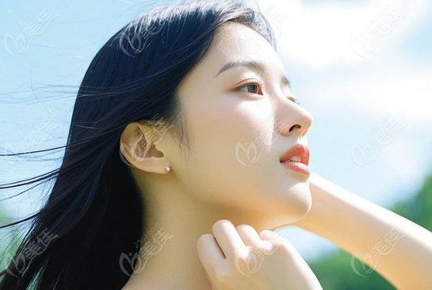 杭州健丽余慧云去眼袋技术的术后如何？