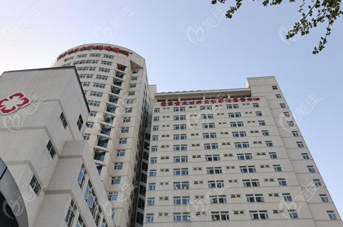 武汉同济医学院医院医疗美容与同济医院的隶属关系