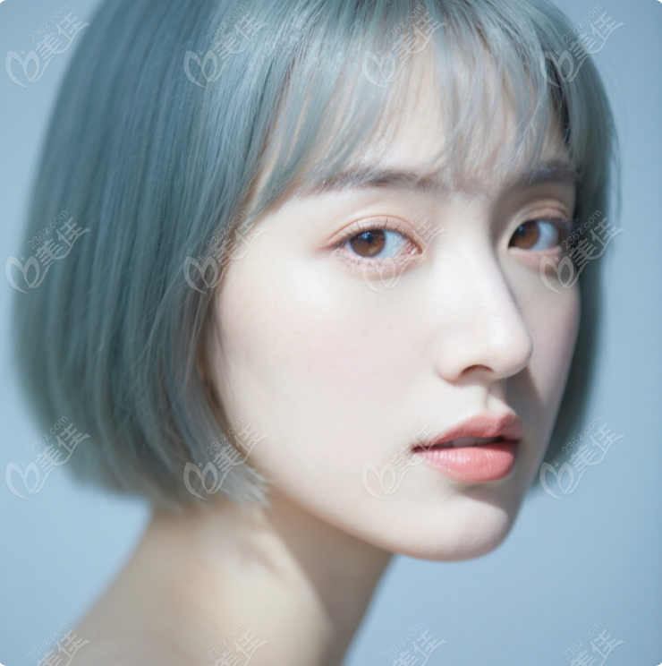 薛瑞隆胸怎么样