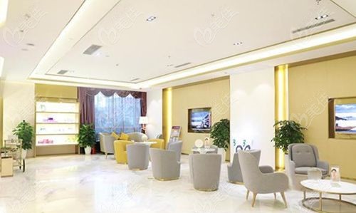 南京王小林双眼皮修复在南京美莱医院