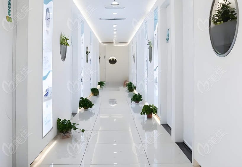 北京純脂醫(yī)療美容自體脂肪填充好不好？從馮斌自體脂肪填充實(shí)例評(píng)價(jià)來參考