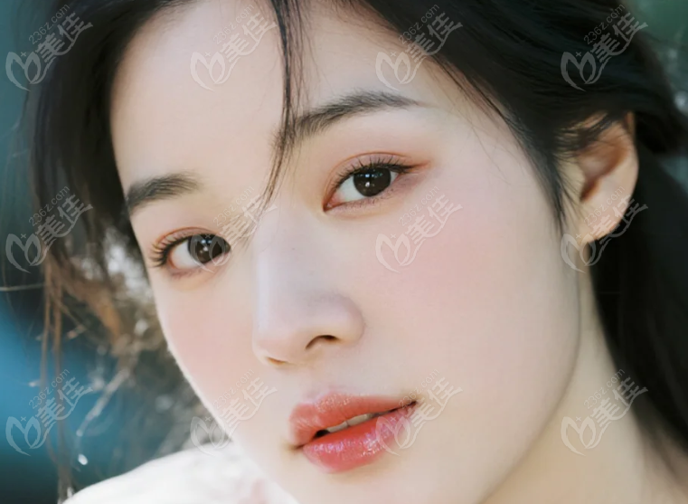 东阳丽莱整形有人去整过吗?去过的顾客反馈打玻尿酸除皱快准稳,做肋骨鼻更是香
