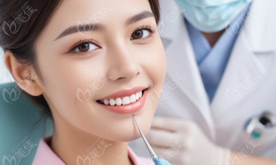 武大口腔醫(yī)院種植牙醫(yī)生排名