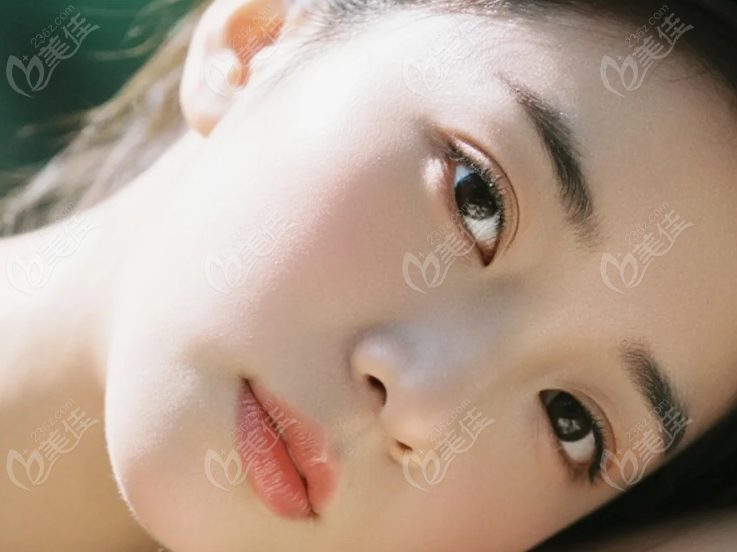 杭州郑翔宇医富贵包吸脂手术的成效究竟如何？