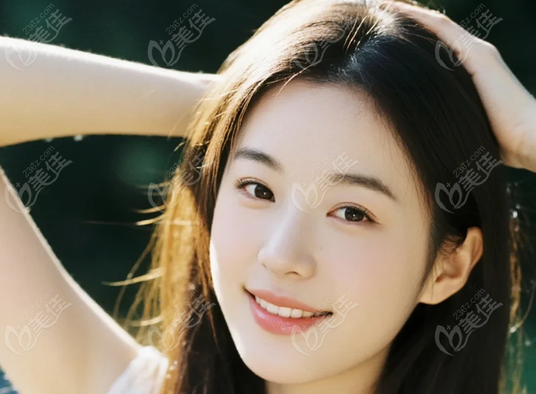益阳格莱美祛眼袋成效怎么样？真实范例见证自然蜕变