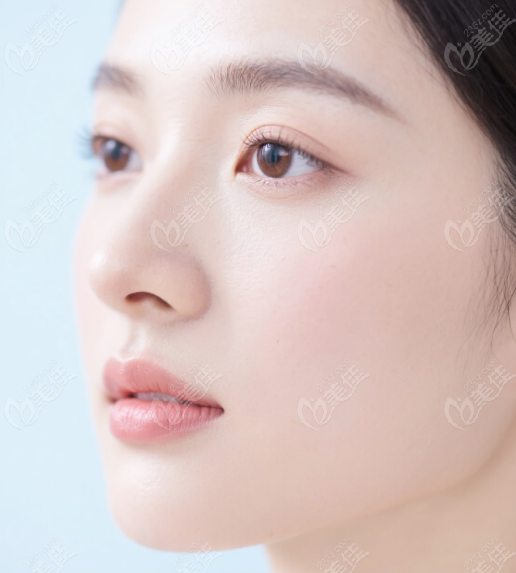 王宇琨隆鼻技術(shù)