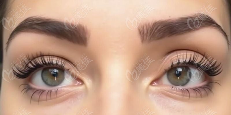 二、重慶田怡雙眼皮價(jià)格影響因素分析