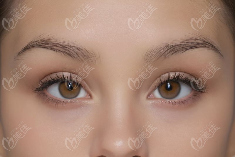 影響中南大學(xué)湘雅二醫(yī)院近視眼手術(shù)價(jià)格表的因素