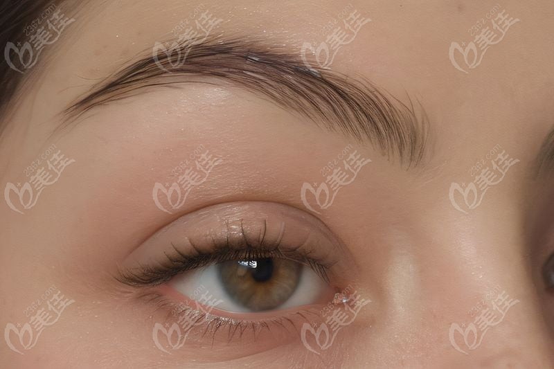 四、患者嘴里的接英：不是“醫(yī)生”，是“能解決問題的醫(yī)生”