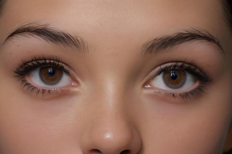 四、昆明星啟眼科醫(yī)院胡敏醫(yī)生價(jià)目透明：先摸摸錢包