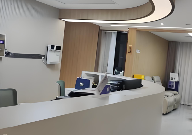 、杭州林畔醫(yī)美做饅化修復(fù)醫(yī)生不錯