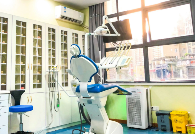 浏阳东美口腔和贝仁哪家好