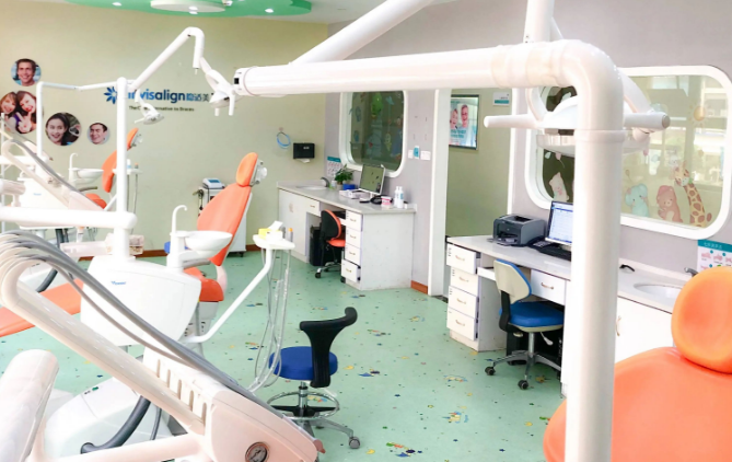 浏阳东美口腔和贝仁哪家好