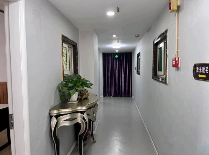 重慶夢美醫(yī)療美容過道