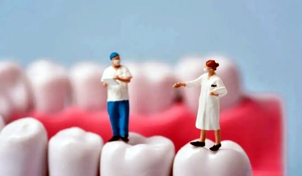 西安中諾口腔醫(yī)院種植牙價格