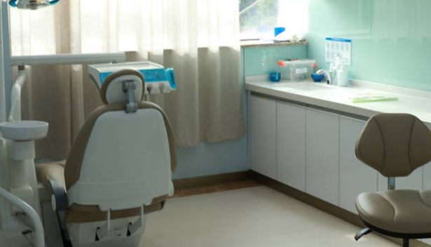 西安中諾口腔醫(yī)院未央店預(yù)約